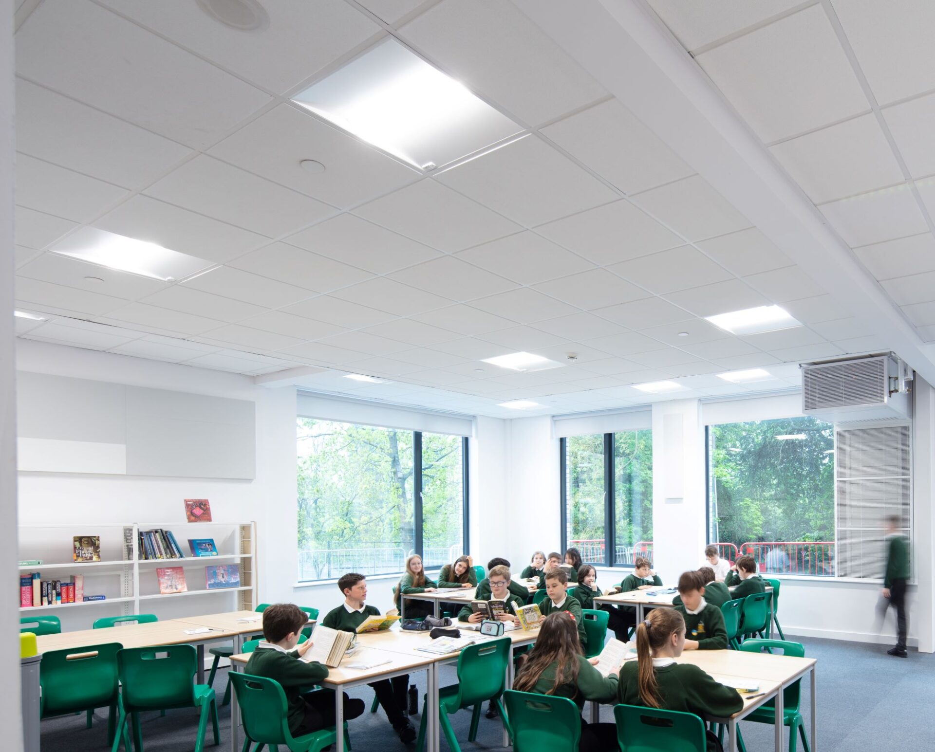 Light, sight and sound – the keys to ideal learning environment